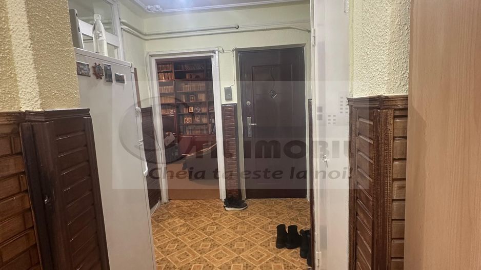 APARTAMENT 3 CAMERE CENTRAL PALAS MALL LIBER - Poză 1