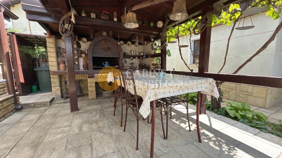 Proprietate deosebită în Aroneanu – 2 case pe teren generos de 1209 mp - Poză 19