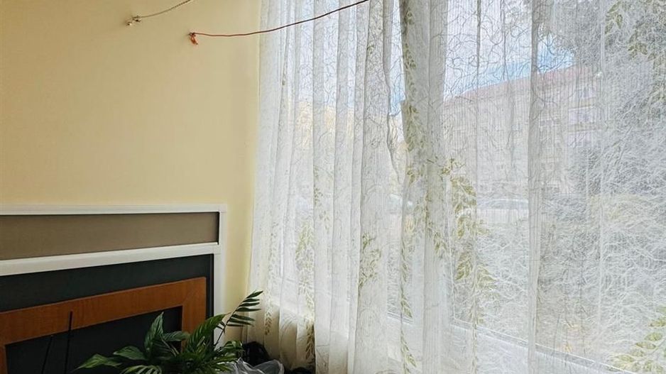 Apartament 2 camere semidecomandat Razboieni - Poză 6