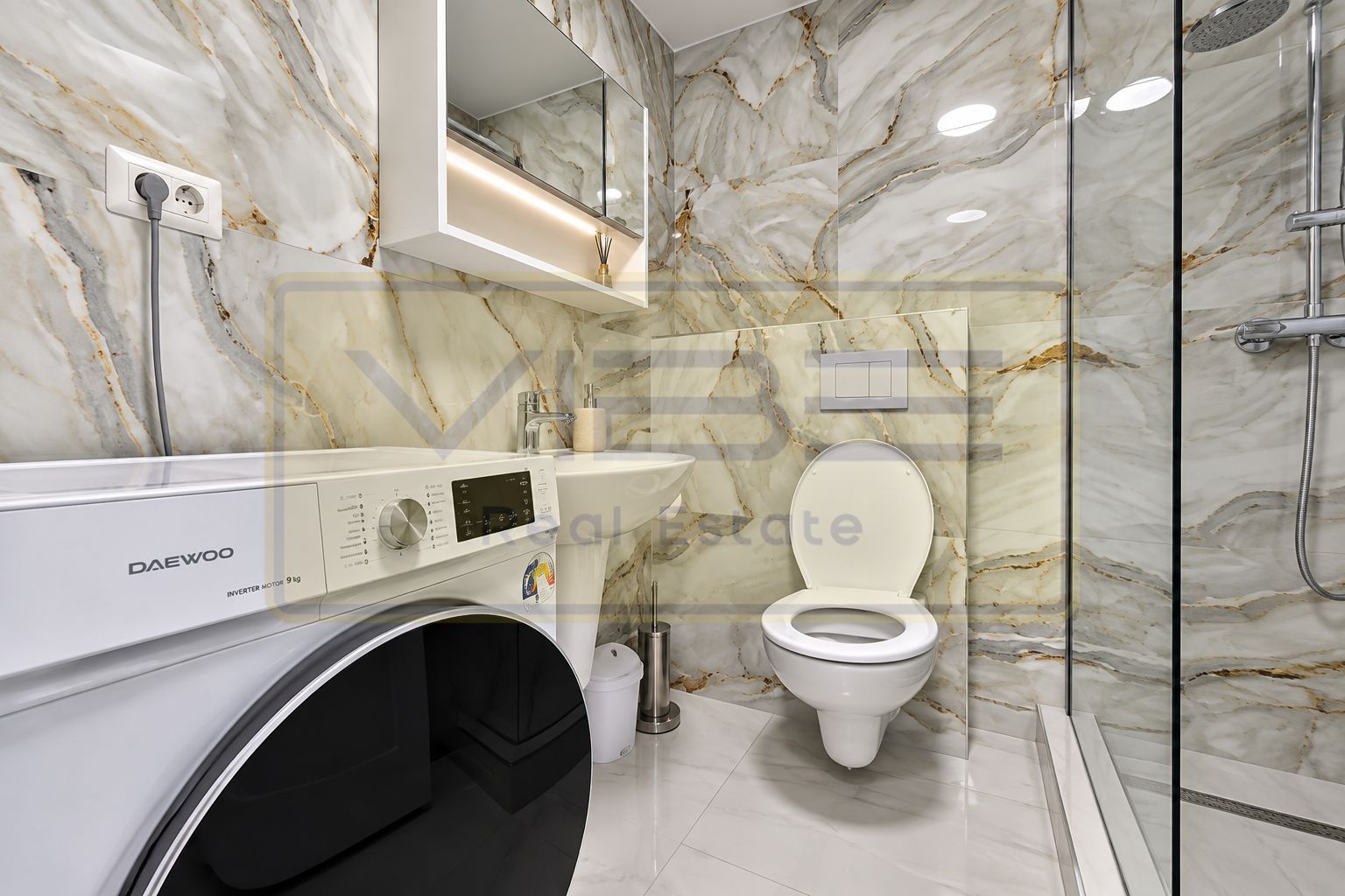 Garsoniera renovata- Poitiers- Mata Rosie - Continental/Aumovio - Poză 6
