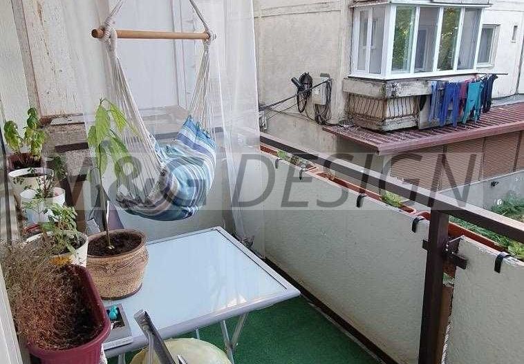 Se oferă spre vânzare un apartament cu 2 camere, Et. 1,Str Munteniei - Poză 5