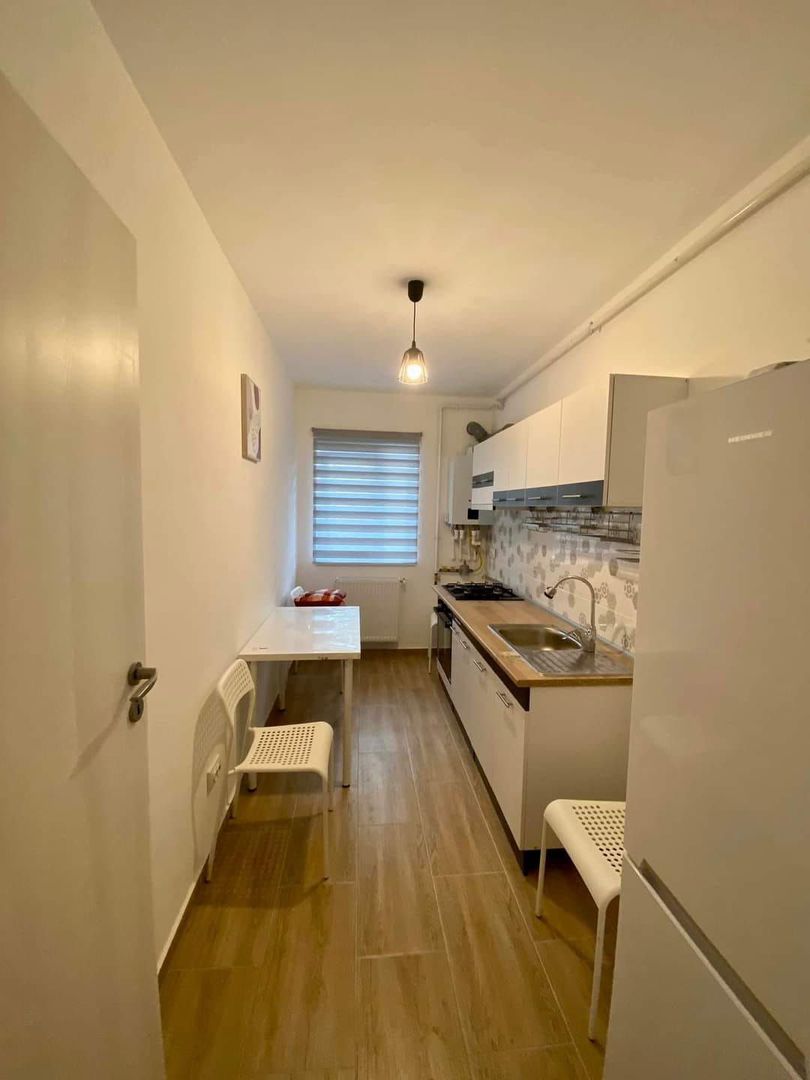 Apartament 2 camere de inchiriat Aparatorii Patriei - Poză 10