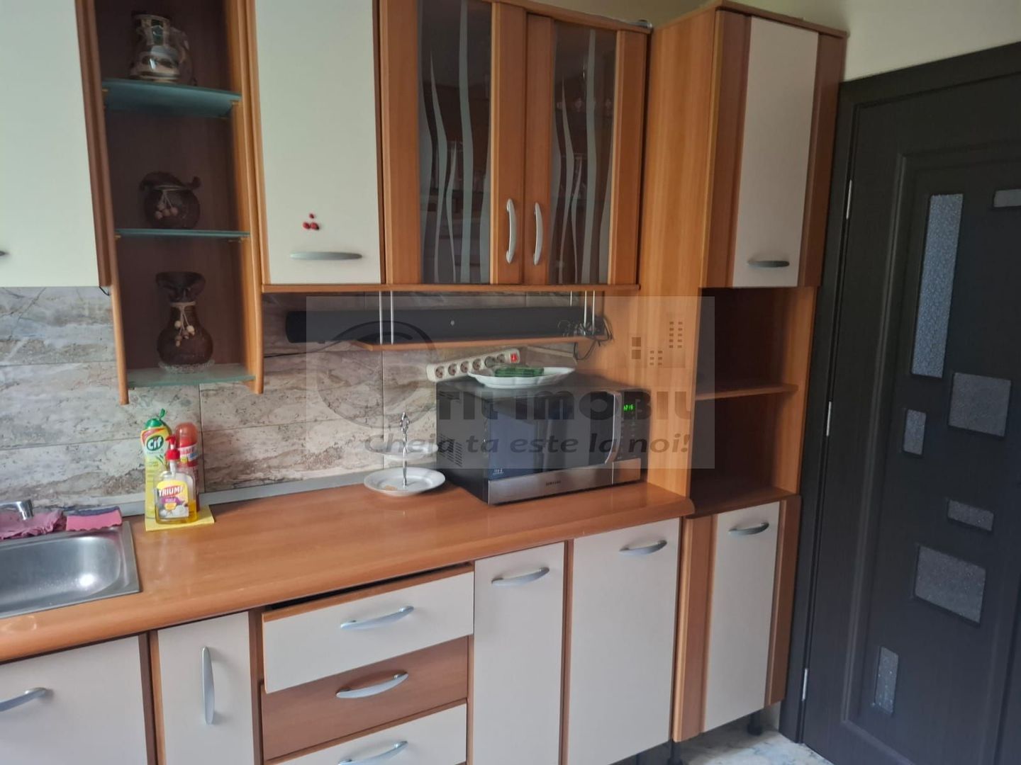 Apartament 3 Camere Podul de Piatra - 550 euro - Poză 1