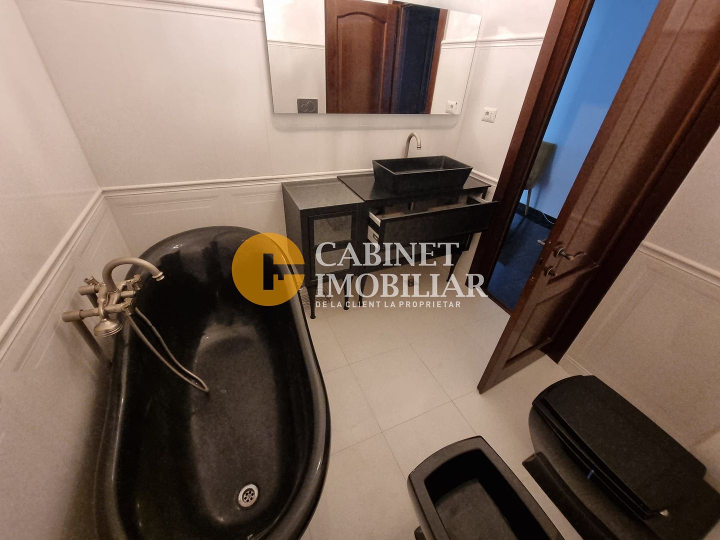 Apartament 2 camere decomandat- Rond Pacurari - Poză 4