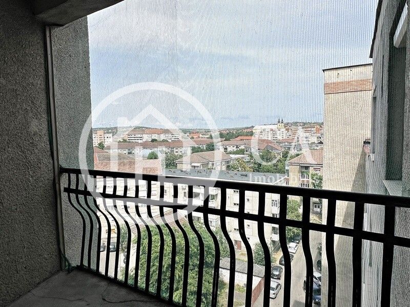 Apartament de închiriat cu 3 camere în zona Decebal, Oradea - Poză 12