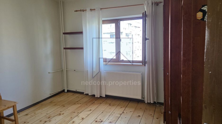Inchiriere apartament 3 camere str. Novaci - Sebastian - Poză 9