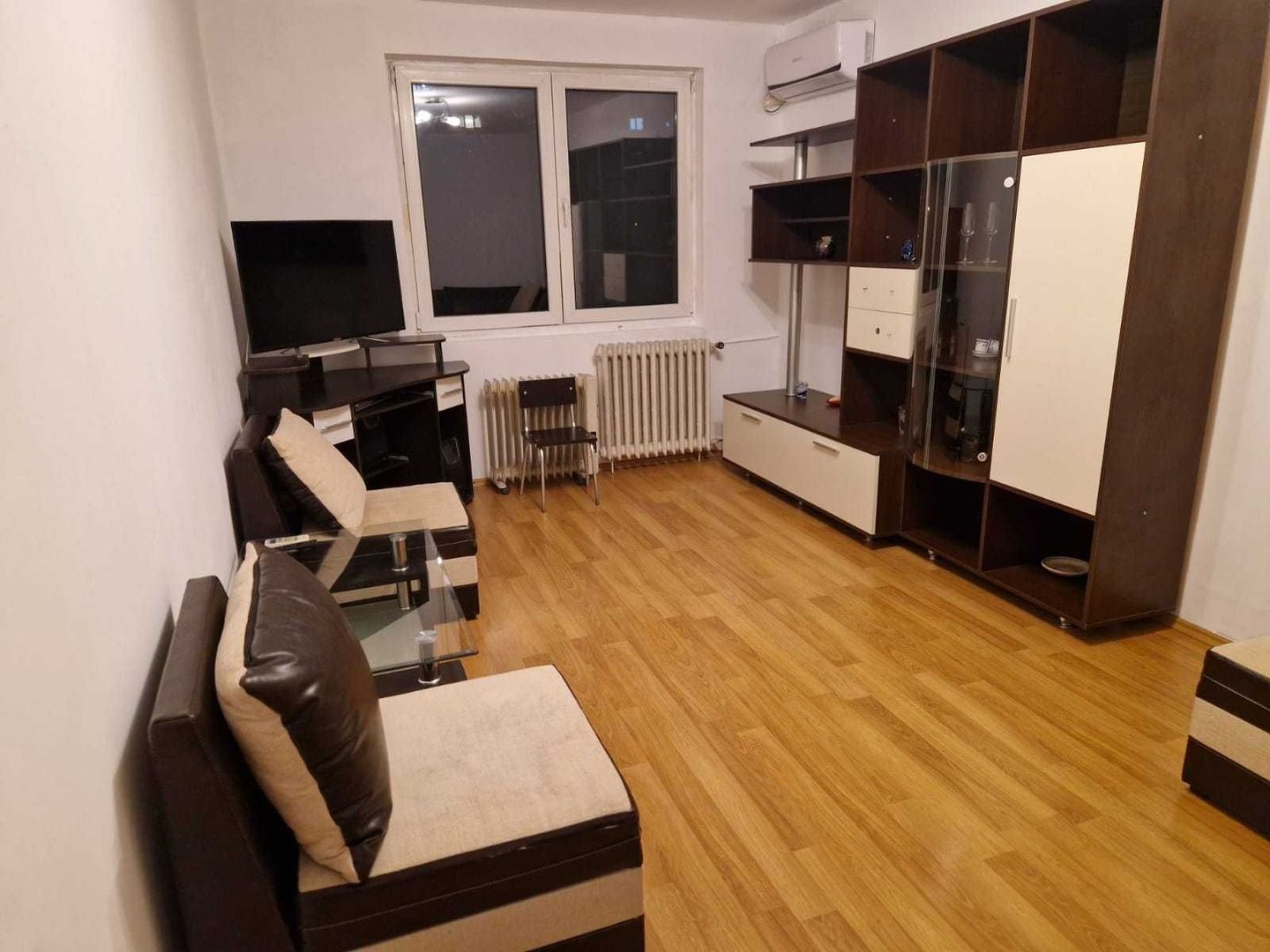 Inchiriez apartament 2 camere Calea Mosilor - Poză 1
