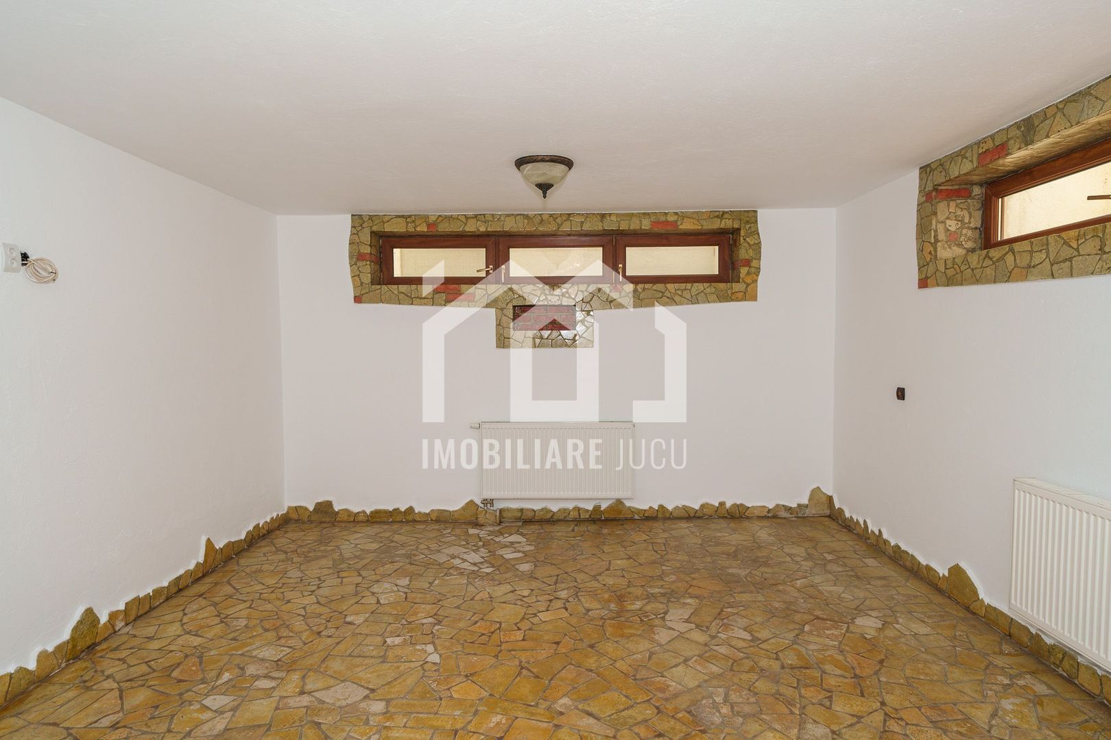 Clădire modernă cu spațiu multifuncțional de închiriat în Jucu de Mijl - Poză 13