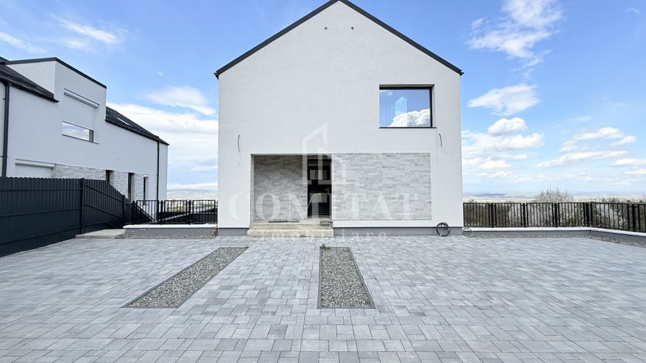 Casă individuală cu panoramă spre oraș zona de case și vile - Poză 2