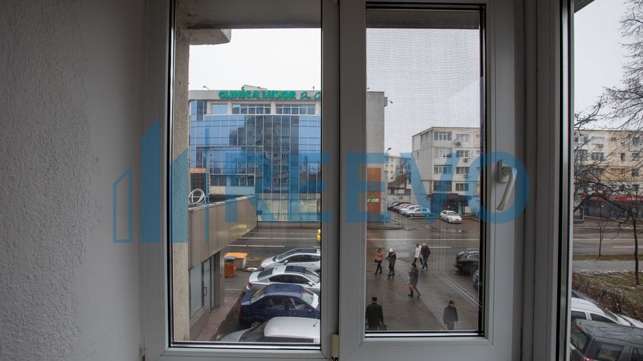 Apartament 4 camere, et. 1, str. 9 Mai, Bacău - Poză 25