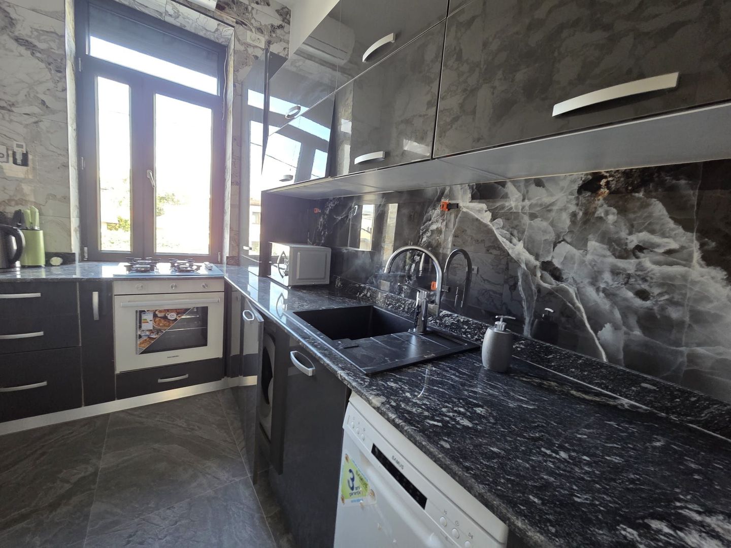 Apartament 3 camere decomandat-Parcul Carol - Poză 8