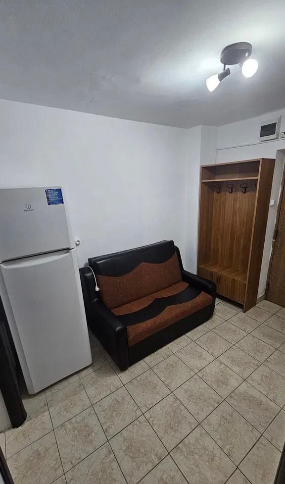 GARSONIERA LUJERULUI, BUCATARIE INCHISA, MOBILAT, METROU 5 MINUTE - Poză 3