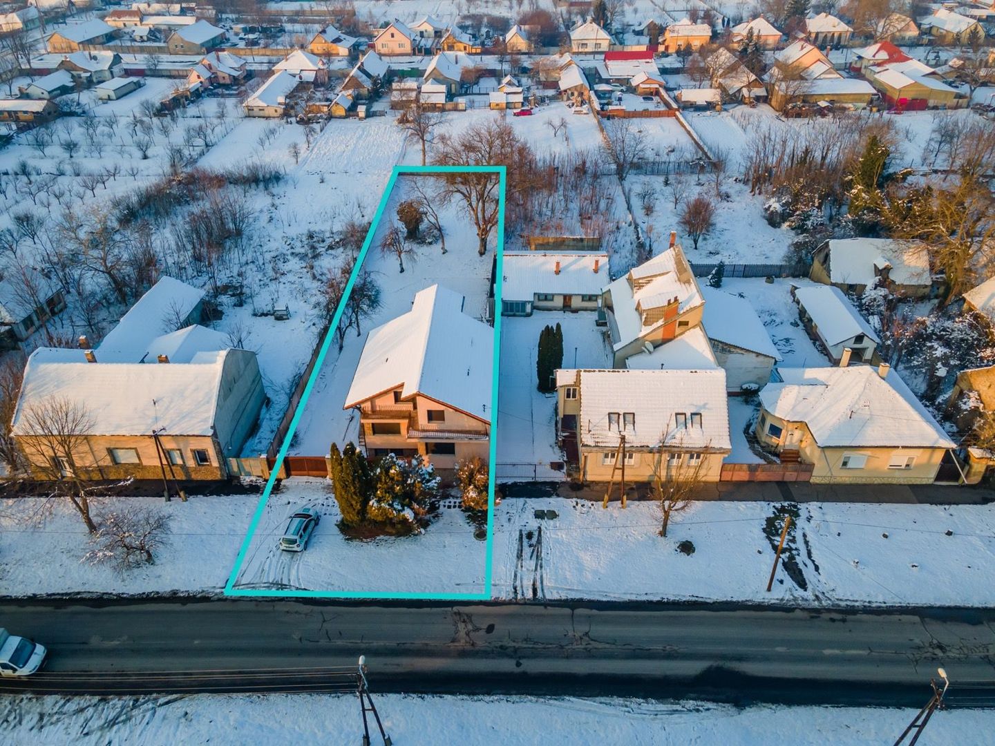 Casă deosebită două nivele în Battonya - Poză 2