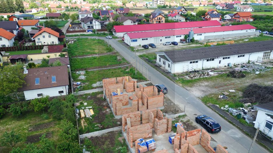 Casă individuală cu 3 camere de vânzare în Hărman - Poză 7