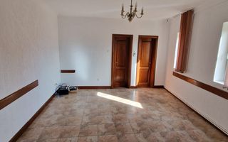 Spatiu de birouri | De inchiriat | 69mpu | Centru | Etaj 2 - Poză 4
