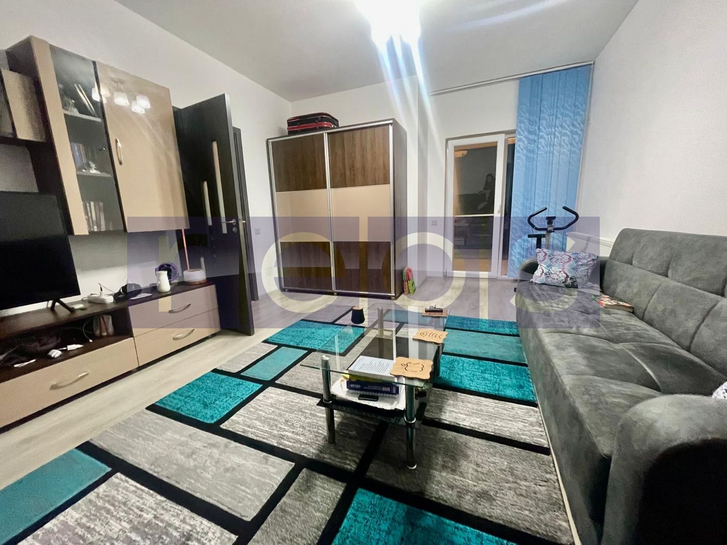 VANZARE APARTAMENT 2 CAMERE 57MP SALAJAN TRAPEZULUI PARCARE INCLUS - Poză 4