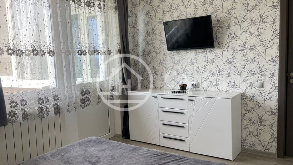 Apartament de inchiriat cu 3 camere in zona Rogerius, Oradea. - Poză 2
