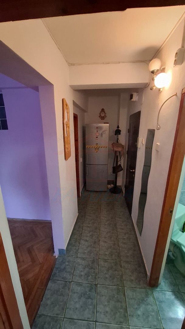Apartament cu 2 camere de vanzare in CENTRU - Poză 10