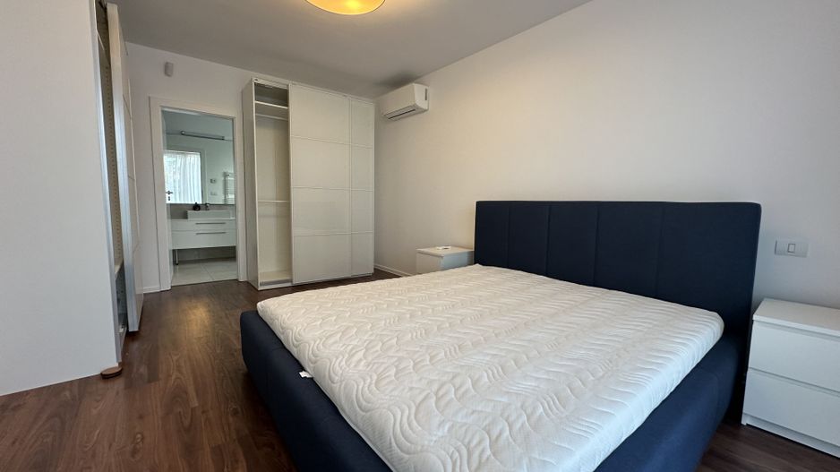 Apartament in vila cu curte-  Dumbravita - Poză 8