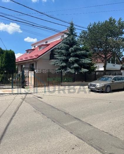 Casă cu teren de 800 mp, intravilan Iași – deschidere 18 ml la stradă principală - Poză 1