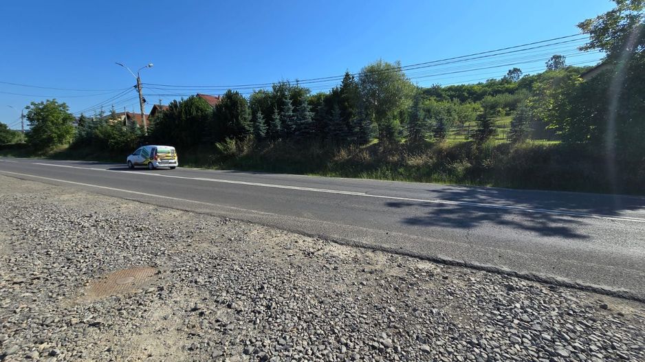 Teren 6.400 mp. cu deschidere de 58 m la E 60 - Poză 3
