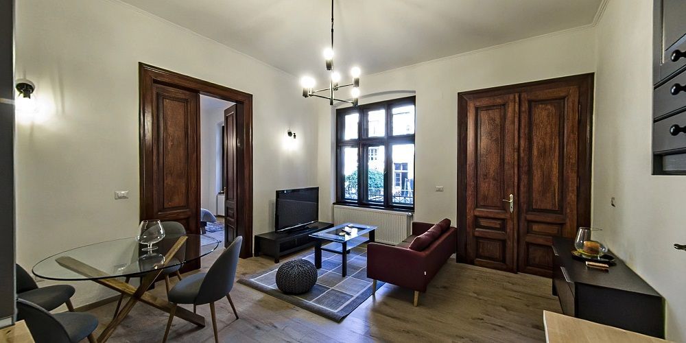 Apartament 3 camere, zona centrala! - Poză 1