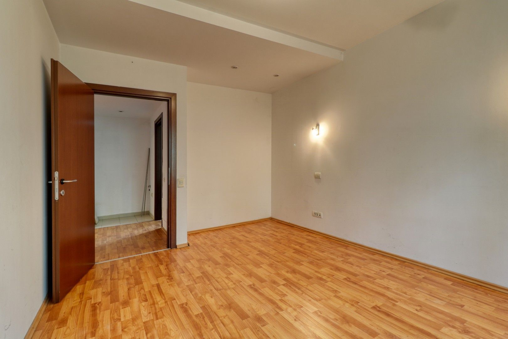 West Park—2 camere- loc de parcare inclus- comision 0% - Poză 11