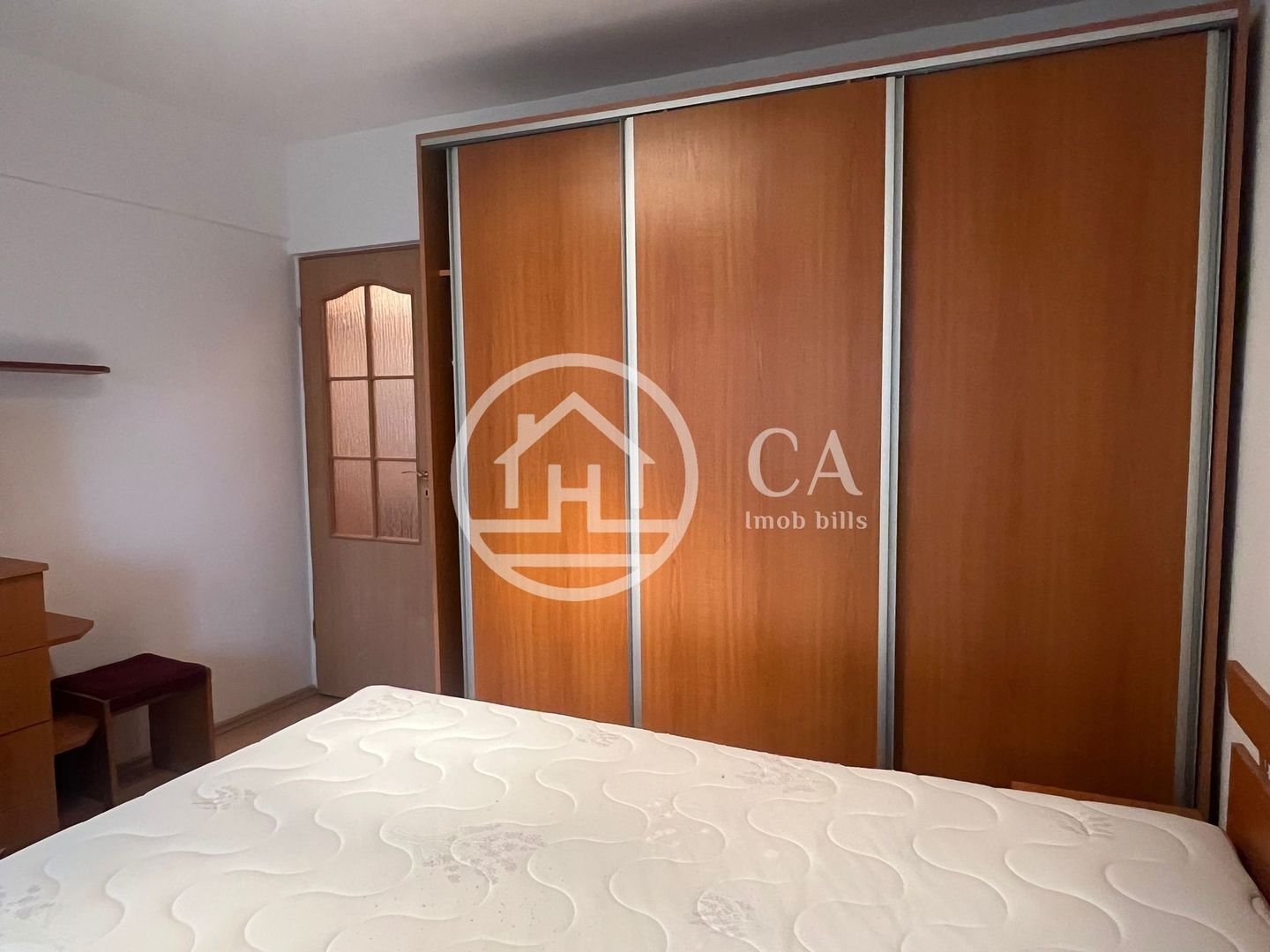 Apartament cu 3 camere de vanzare in zona Decebal, Oradea - Poză 9