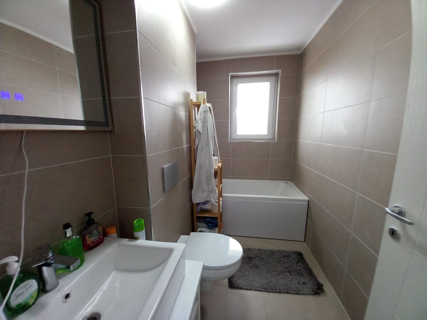 COSMOPOLIS - Apartament cu 2 camere tip studio, mobilat si utilat. - Poză 11