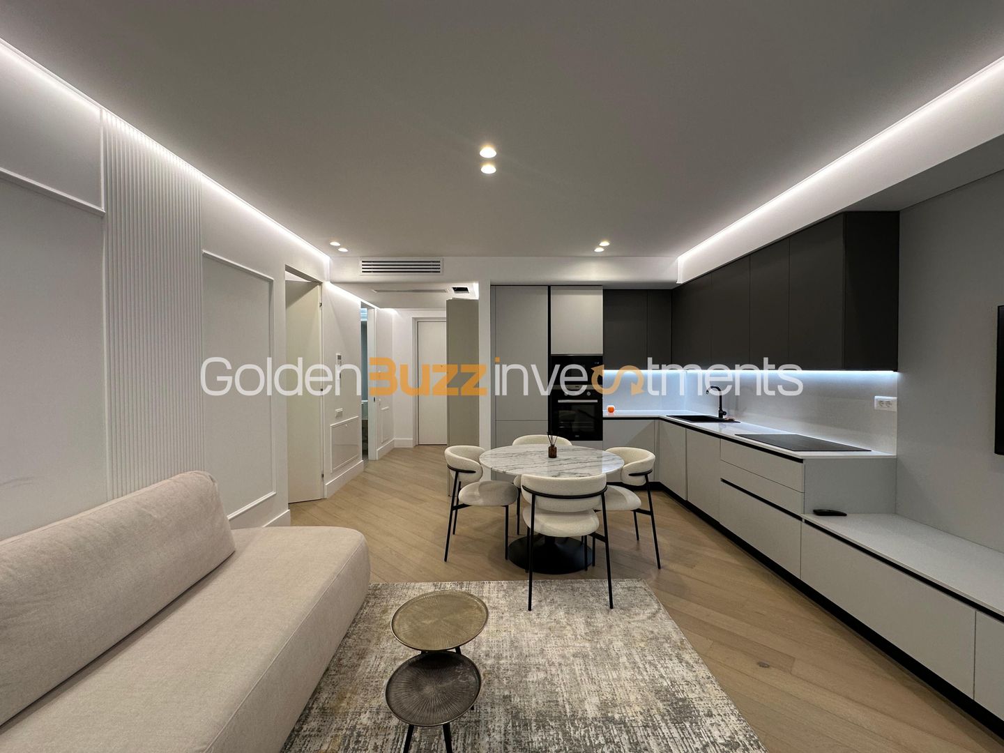 Apartament Cortina 126 | Parcare - Poză 1