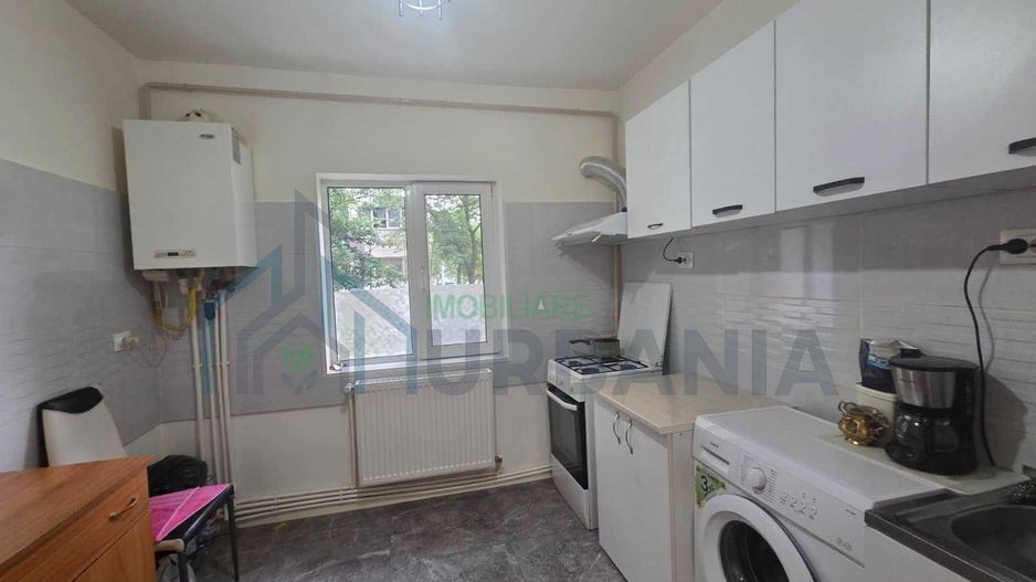 Apartament 3 camere decomandat, parter înalt, zona Mircea cel Bătrân, Iași - Poză 1