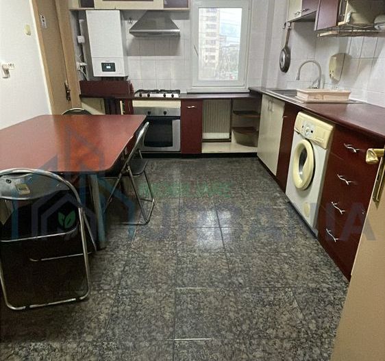 # inchiriez ap 4 camere Selgros Nicolina Iasi - Poză 3