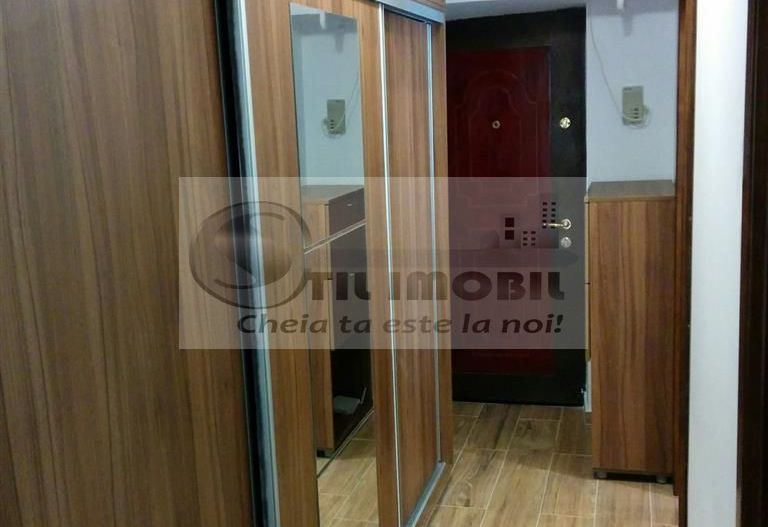Apartament 1 camera Gara 420 euro - Poză 6