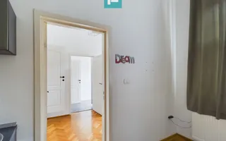 Apartament cu 3 camere situat ultracentral - Poză 11