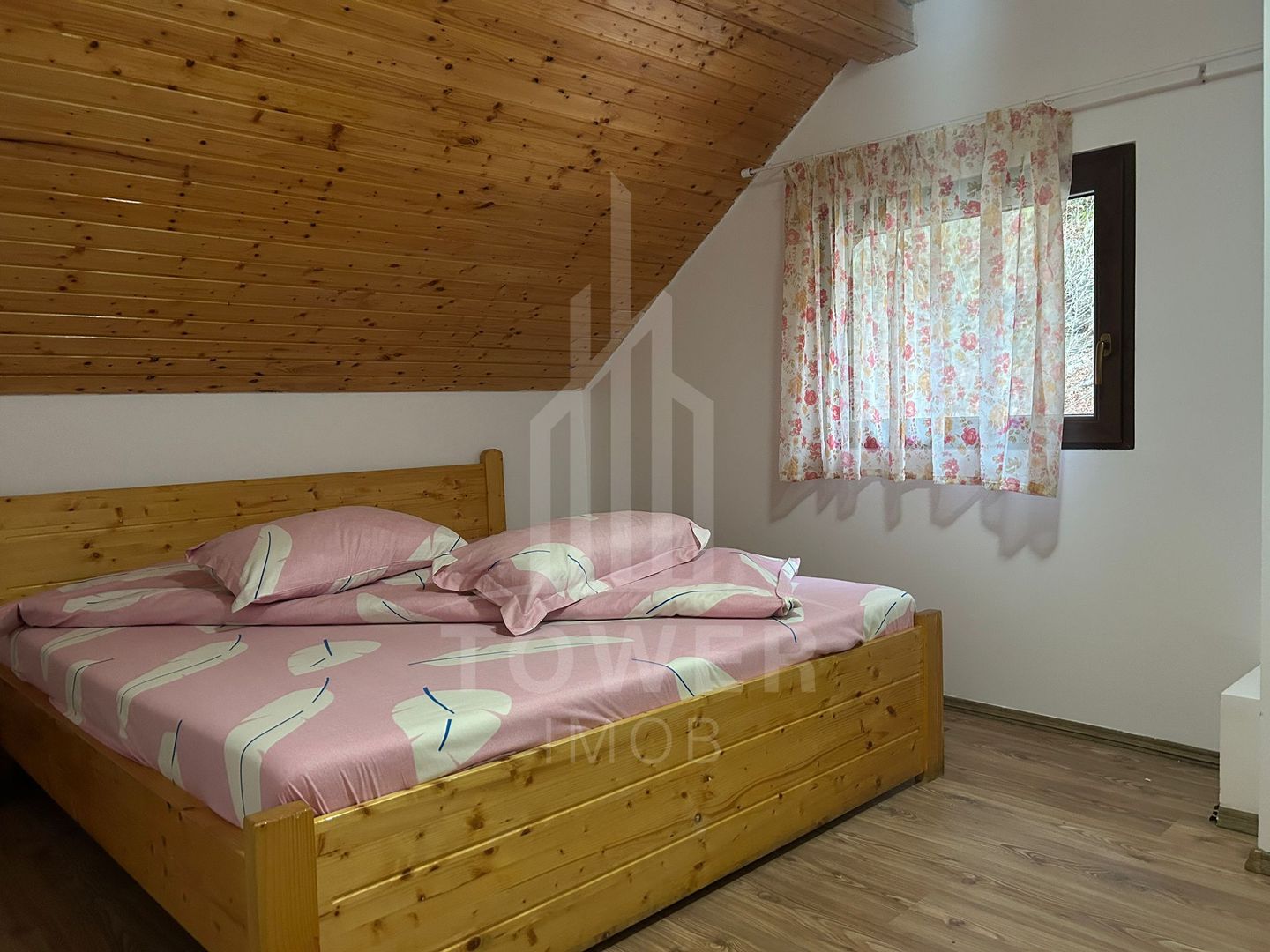 Casă de vacanță în Râu Sadului - Poză 10