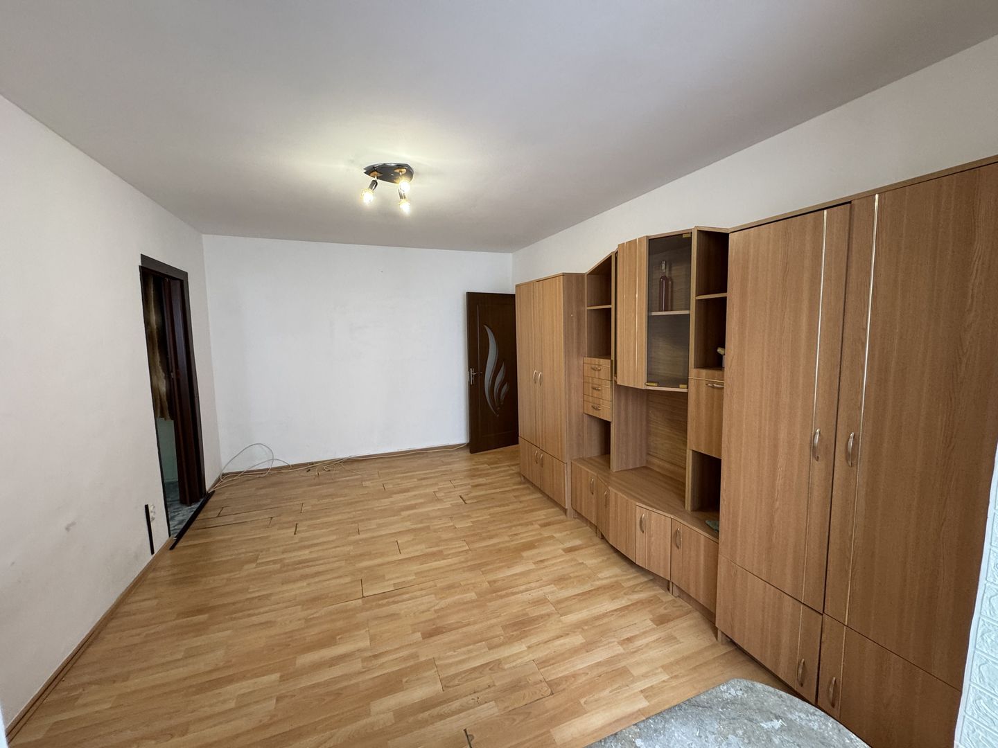 Apartament cu 2 camere in Tractorul, Strada General Mociulschi - Poză 9