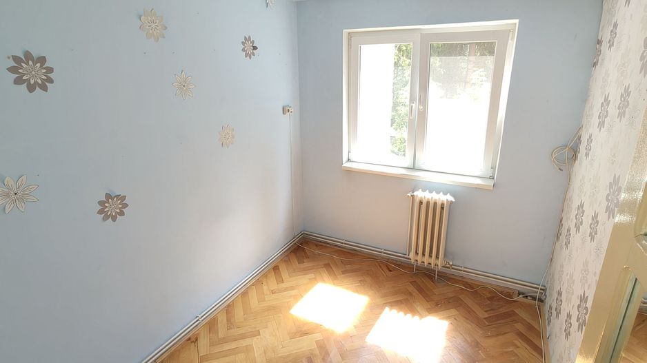 Apartament 2 camere decomandat 40 mp Simeria - Poză 4