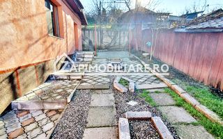Casa singur in curte - Mureseni - Poză 1