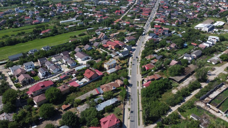 Teren Stradal 2.300 mp, 30 ml Deschidere, Investitie PREMIUM - Poză 3