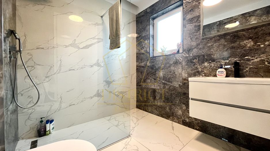 Duplex deosebit cu 5 camere despartit prin camera tehnica | Mosnita Noua - Poză 13