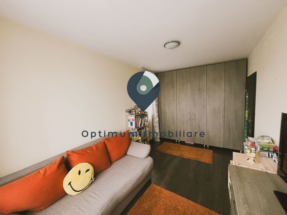 Apartament cu 3 camere, 2 bai, etaj 2/3 , 77 mp in cartierul Europa ! - Poză 1