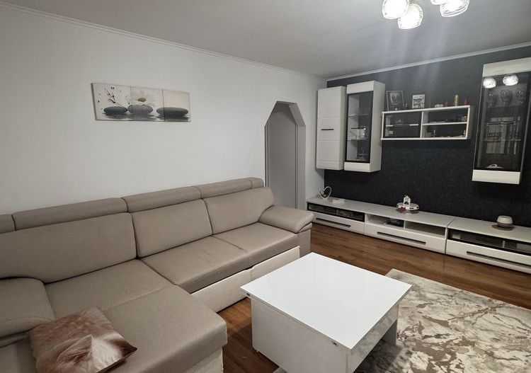 BRASADAS vinde ap 2 cam etaj 4/4 în M16. - Poză 2