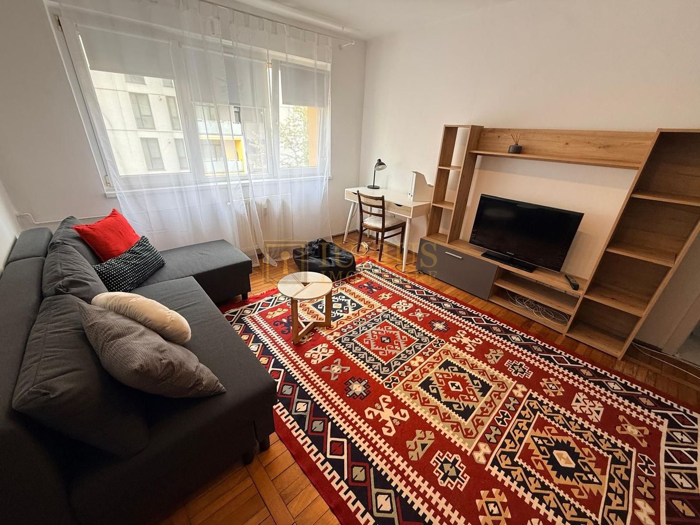 2 camere, Take Ionescu, ideal pentru studentii de la medicina - Poză 1