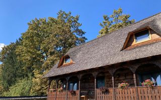 Pensiune agroturistică: 3 case tradiționale + teren în Desești - Poză 20