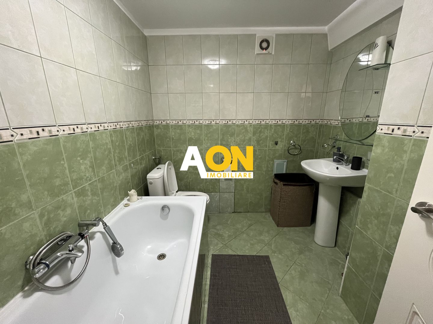 Apartament cu 3 camere de inchiriat, 100mp utili, garaj, priveliste - Poză 4