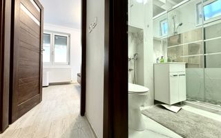 Apartament 2 camere, renovat, pet friendly, zona Central- Piata 700 - Poză 13