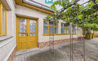 Casa Pecica, zona centrala. - Poză 3