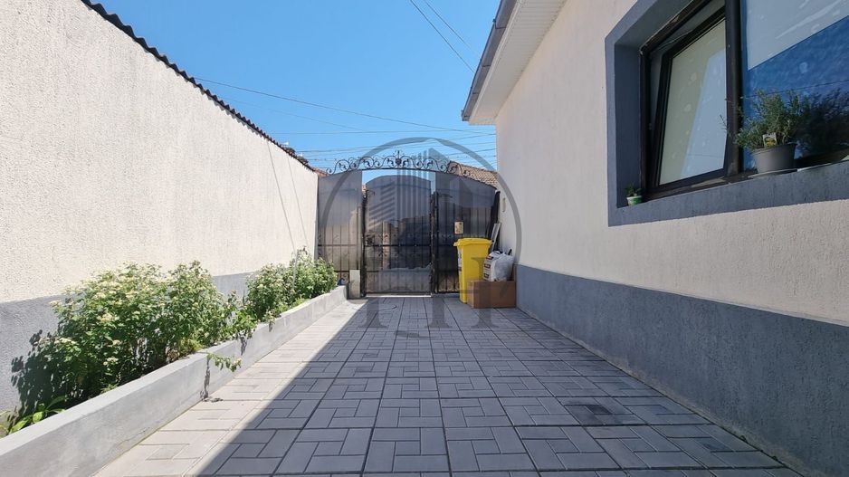 SOLD/ VANDUT Casa cu 3 camere de vanzare in zona Stadion - Constanta - Poză 6