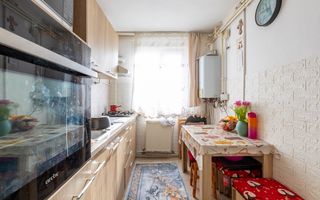 Apartament de vanzare cu doua camere, decomandat - str Cornisa Bistritei Bacau! - Poză 7