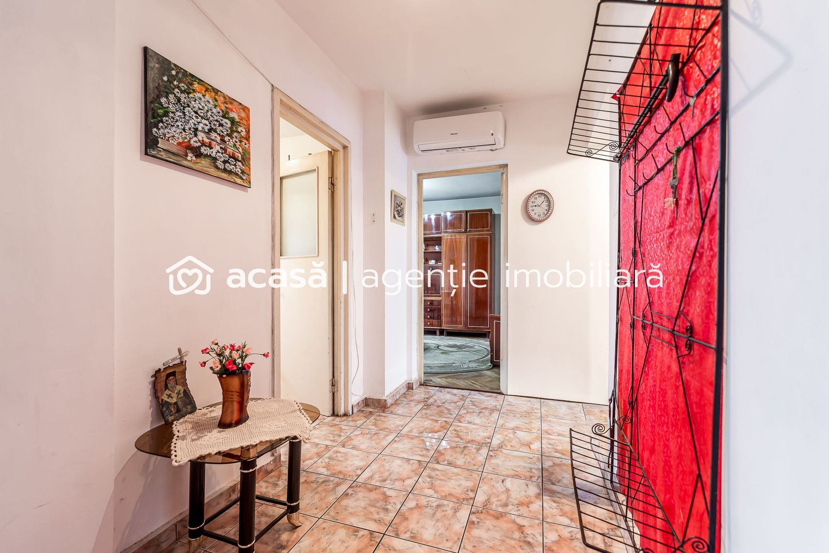 Apartament cu 4 camere decomandat cu vedere panoramica - Poză 3